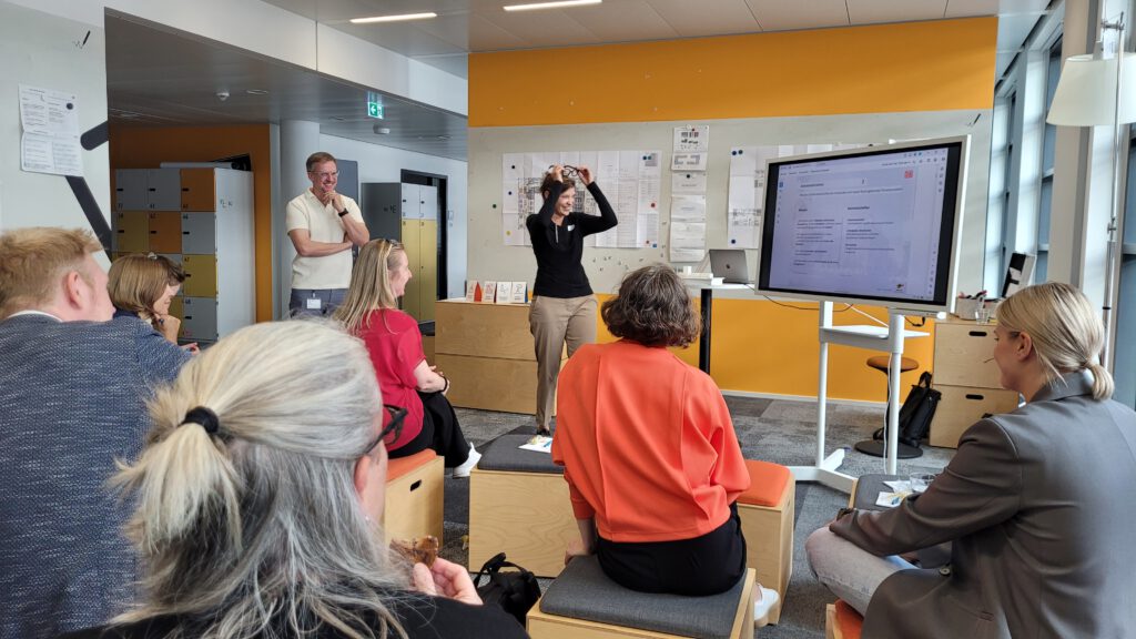 Live-Workshop in Frankfurt: Wenn Technologie auf Begegnung trifft fon frankfurt 01 03